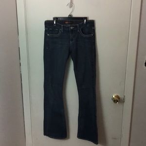 Levi jeans
